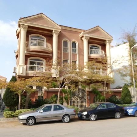 Hidden Gem With Pool Access In New Cairo Apartment ภายนอก รูปภาพ