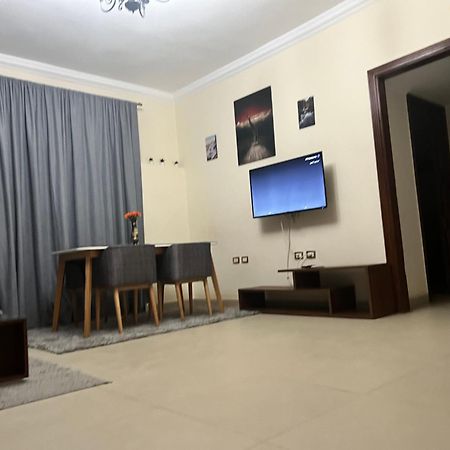 Hidden Gem With Pool Access In New Cairo Apartment ภายนอก รูปภาพ