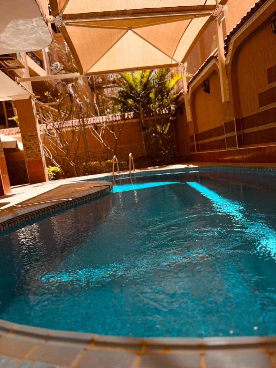 Hidden Gem With Pool Access In New Cairo Apartment ภายนอก รูปภาพ